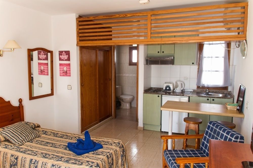 Apartamentos Las Lilas (Adults Only) Puerto del Carmen  Exteriér fotografie